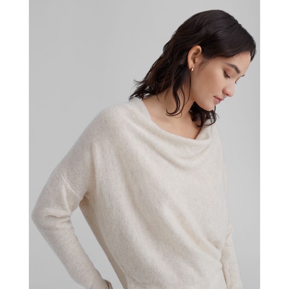 Club Monaco Cashmere Cowl sweater! Never Worn - Picture 2 of 11